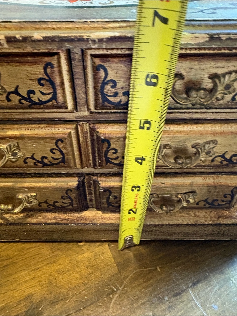 vintage Italian Florentine jewelry box hand-painted gold and black ornate Japan - Picture 4 of 11